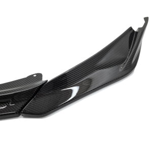 Augstas kvalitātes oglekļa šķiedras priekšējais sadalītājs BMW G80 M3.