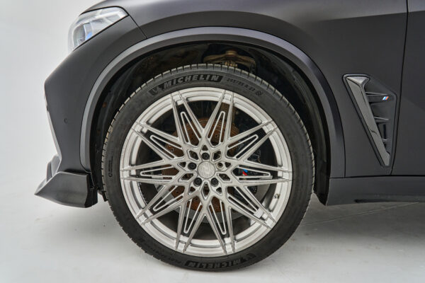 BMW X5M F95 KOTFLÜGEL ANBAUTEILE VORNE (2)