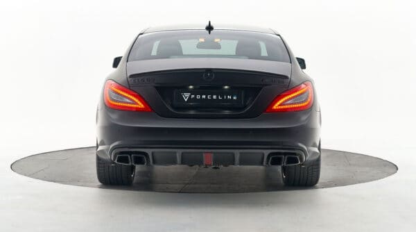Aizmugurējais difuzors Mercedes-Benz CLS63 AMG, sporta auto detaļa.